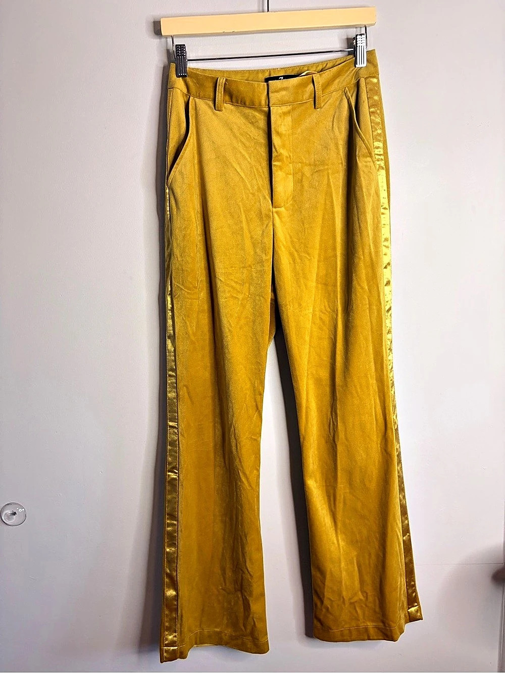 7 For All Mankind Gold Velour Straight Leg Pants Size 4